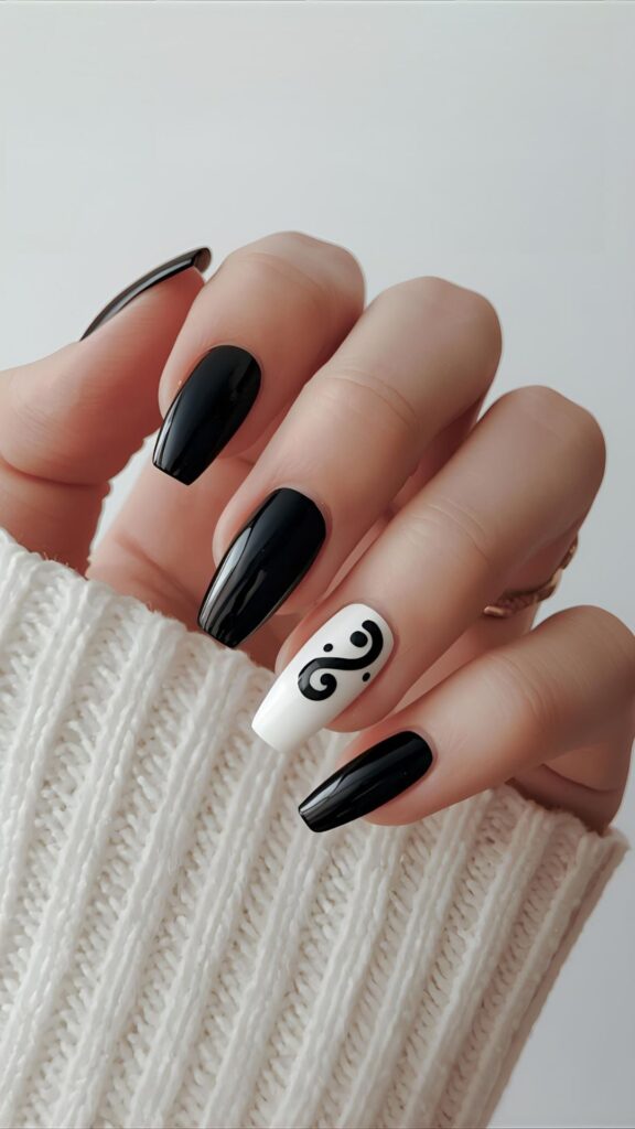 Black-and-White-Minimalist-Art-As-New-Year-Designs