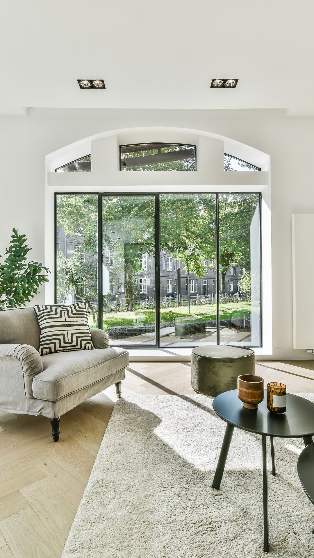 Featured-image-of-home-decor-ideas-showing-a-beautiful-home