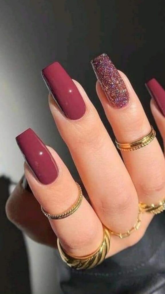 Red-glitter-glam-for-valentines-day-nails-ideas