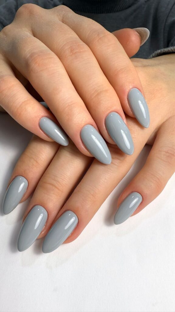 January-nail-ideas-showing-picture-of-light-gray-nails