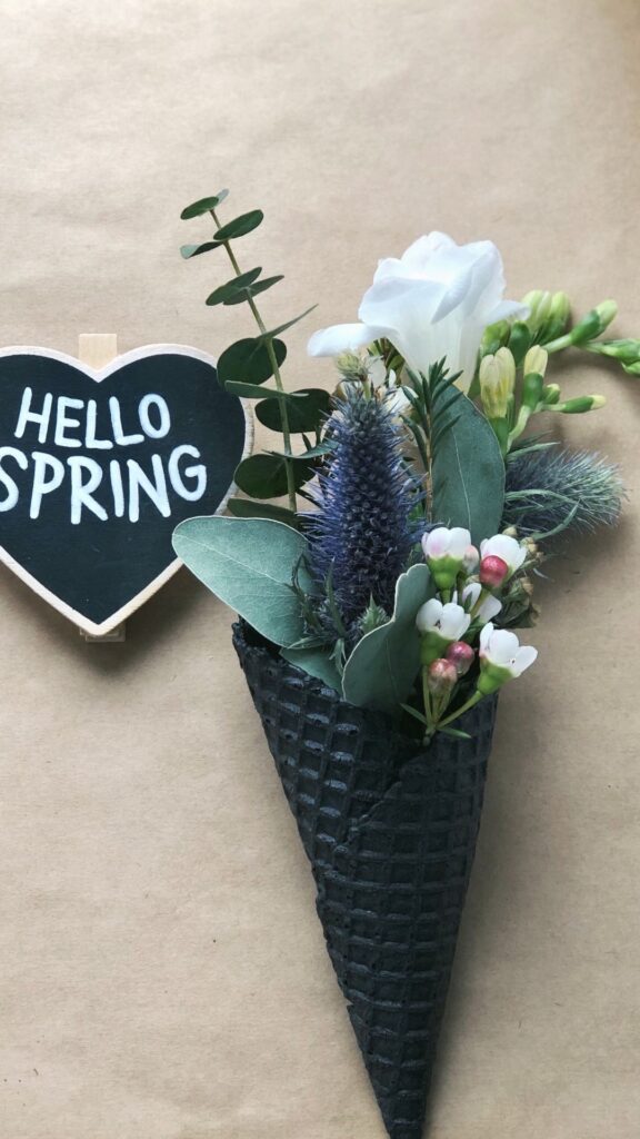 Minimalist-spring-wallpaper-ideas