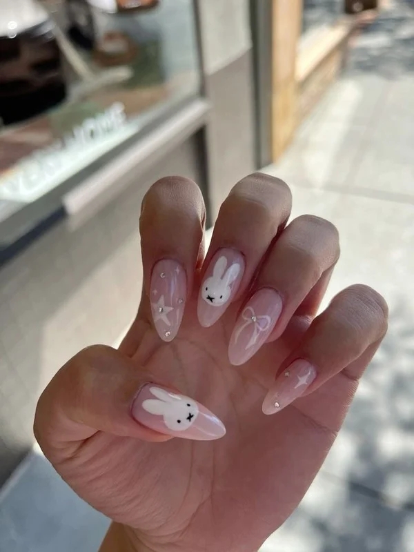 Cute- Easter-Nails-Inspo