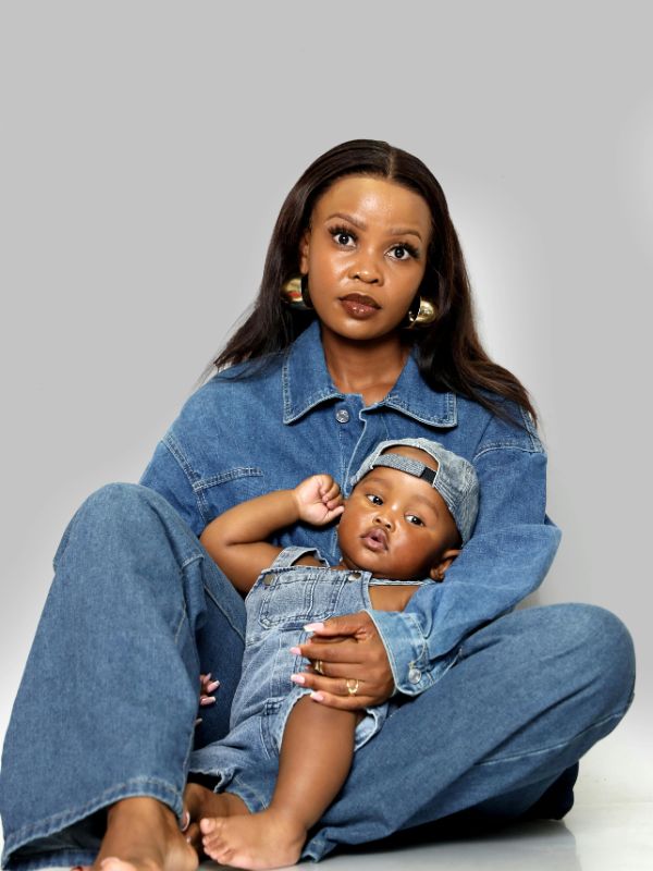 Mother’s-Day-Photoshoot-Ideas