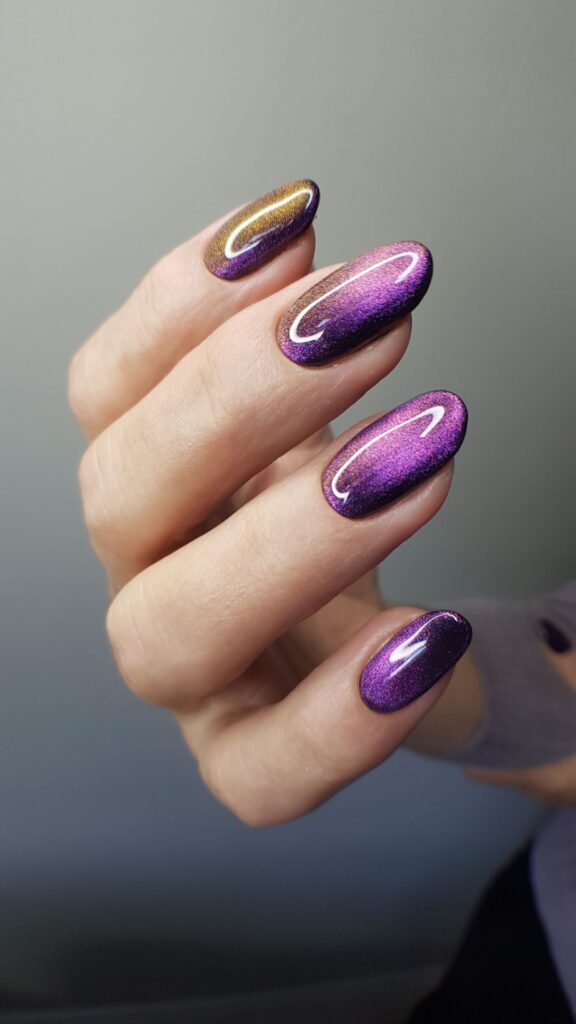 Purple-coachella-nail-trends