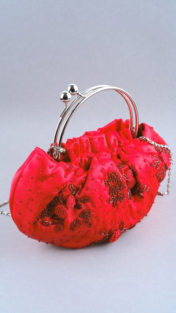 Envelope-clutches-handbag