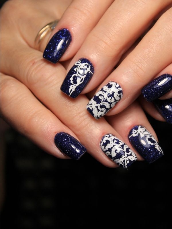 Blue-4th-of-july-nail-ideas