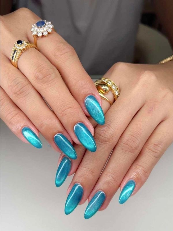 Bold-statement-nail