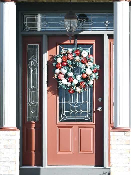 Classic-Red-White-&-Blue -Floral-Wreath