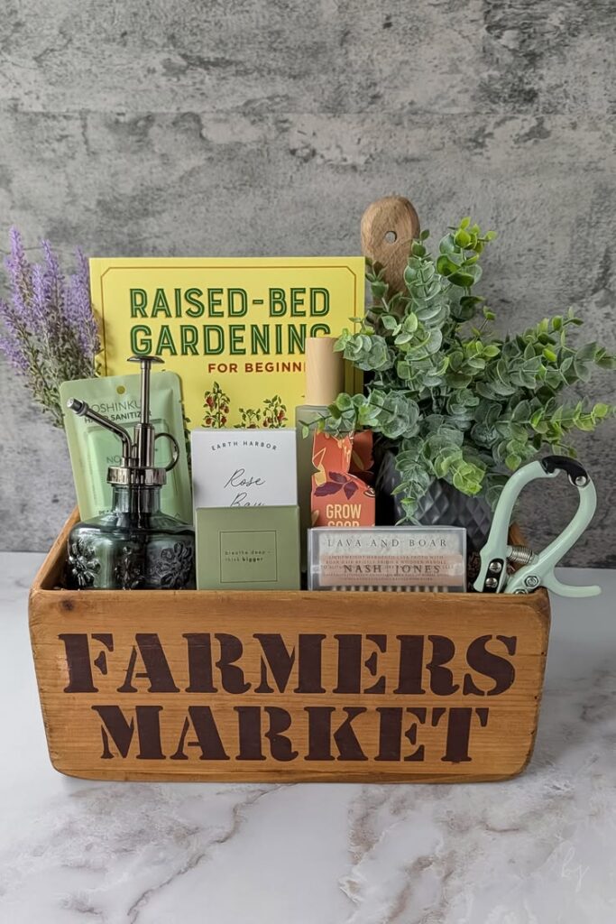 DIY-Gardening-Gift-Basket