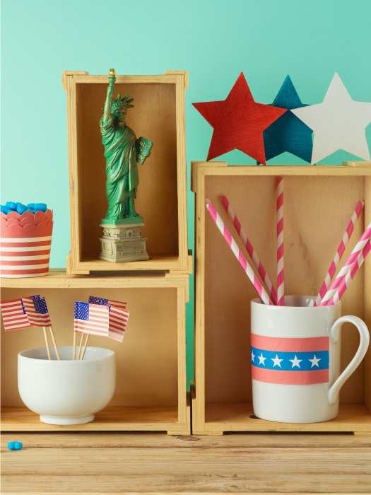 DIY-Wooden-Tiered-Tray-Decorations