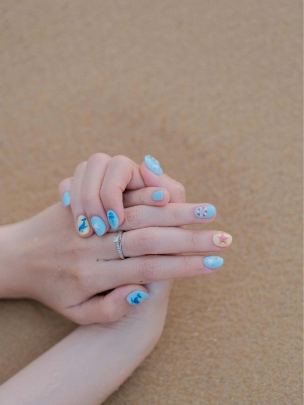 Ocean-blue-nail