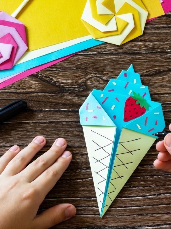 Paper-Plate-Ice-Cream-fun-summer-Crafts-for-toddlers 