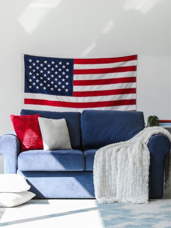 Patriotic-Touches-in-Your-Living-Room
