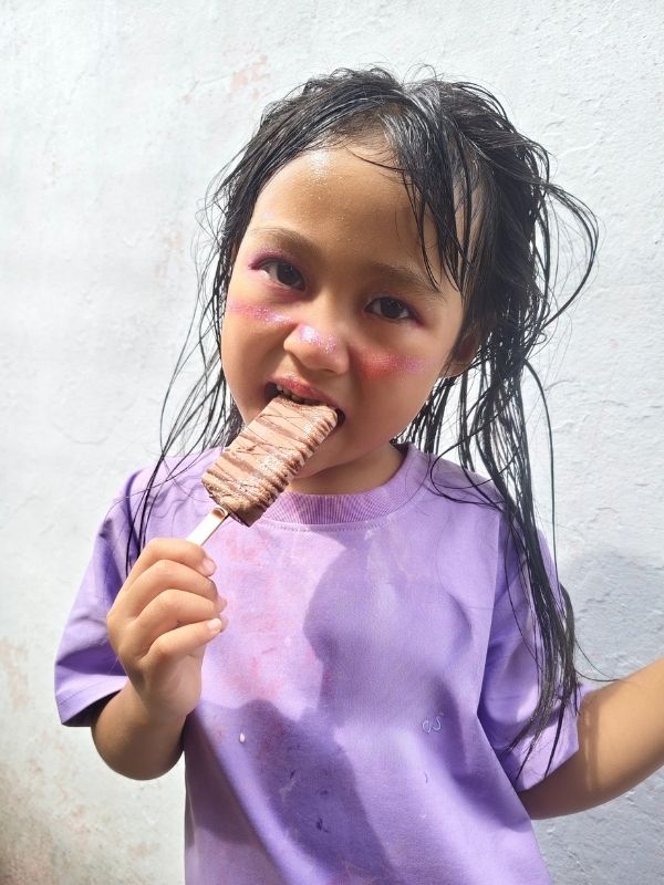 A-Kid-with-Popsicle-Stick-Ice-Creams