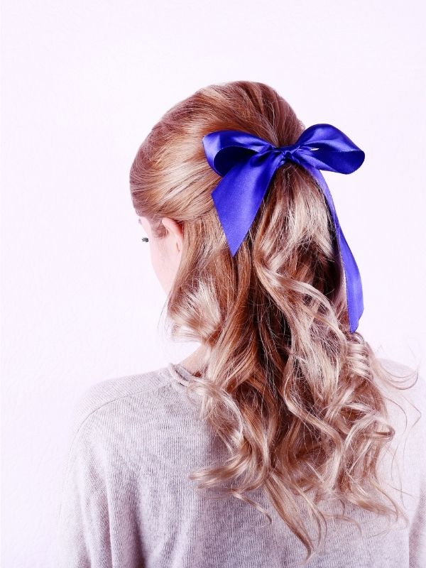 Red-White-and-Blue-Ribbon-Ponytail-Ideas