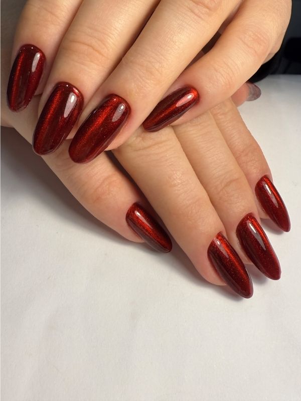 Red-Nail