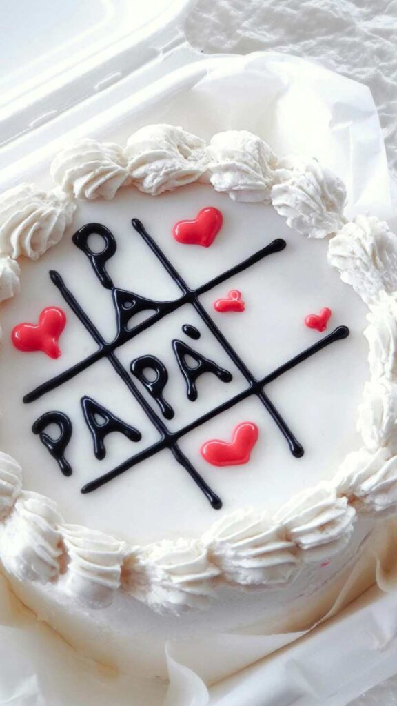 Cake-showing-papa-as-first-fathers-day-gift-ideas