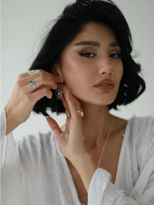 15-work-hairstyles-for-meduim-hair