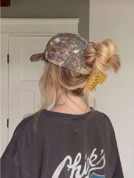 
Claw-Clip-Twist-Under-a-Hat