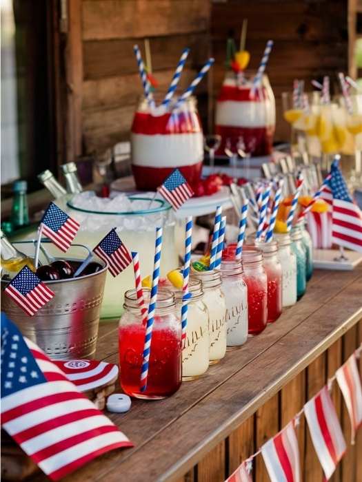 Drinks-and-Refreshment-Station-for-4th-of-july-party-deceorating-ideas