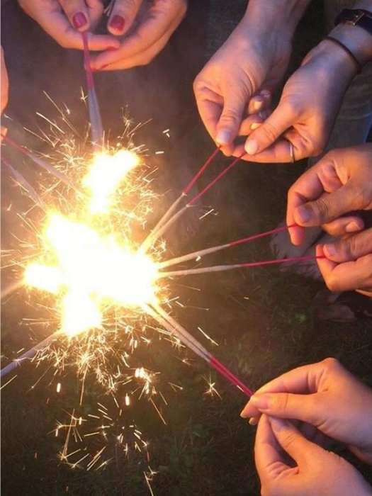 Fireworks-Sparklers-and-Evening-Moment-for-4th-of-july