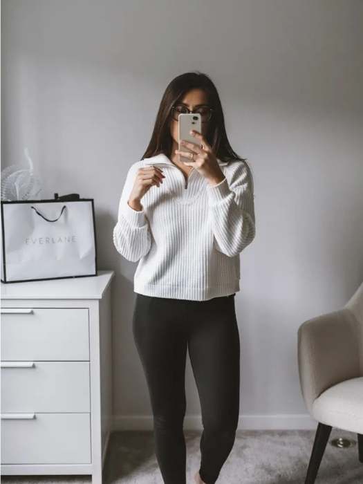 Half-Zip-Pullover-and-Leggings