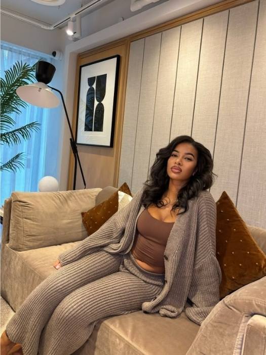 A-woman-wearing-brown-Monochrome-Lounge-Outfit