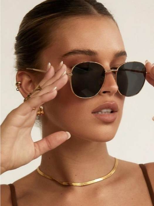 Round-sunglasses