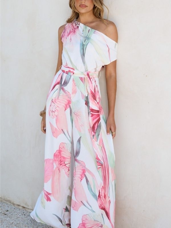 A-Chic-Jumpsuit-with-Elegant-Accessories-for-Garden-party-outfit
