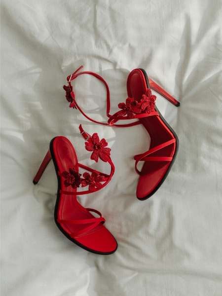 Burgundy-Heels-as-classy-women's-heels-that-go-with-any-outfit