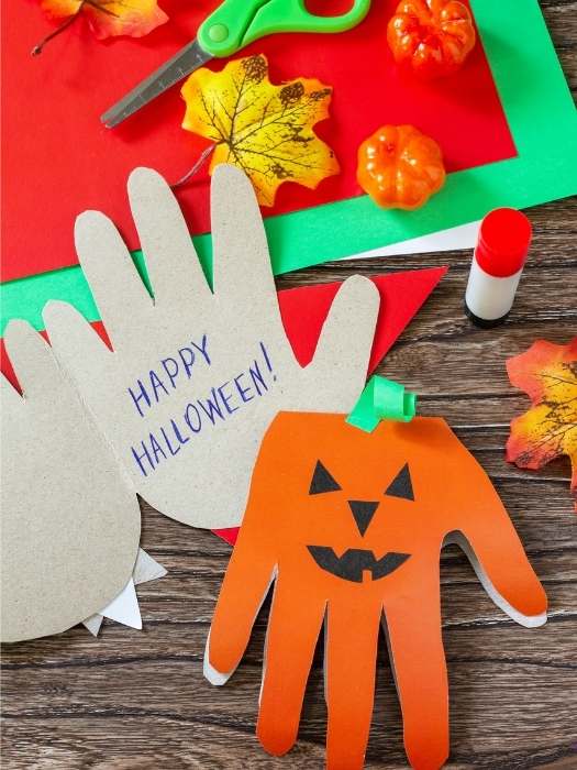 Halloween-Handprint-Bat-Craft.
