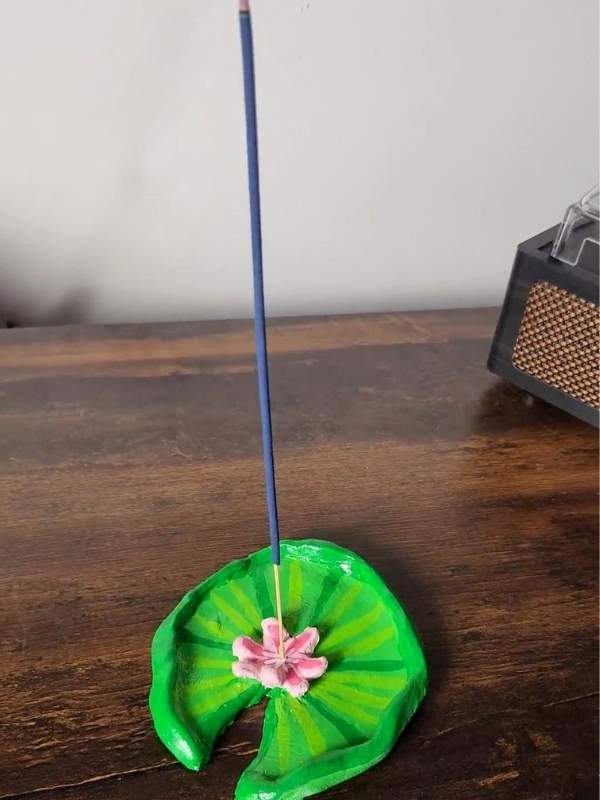 Clay-Incense-Stick-Holder.