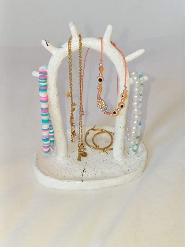 Air-Dry-Clay-Jewelry-Tree