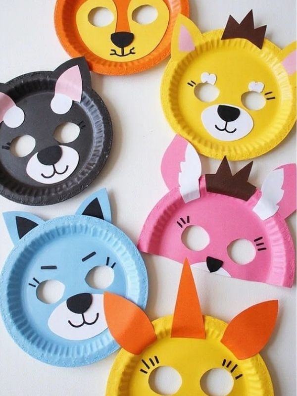 Image-of-Cardboard-Animal-Faces-showing-5-different-animal-faces-in-a-flat-lay