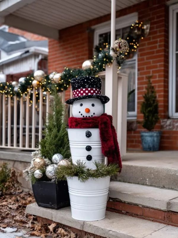 DIY-Snowman-Decorations-for-Your-Front-Porch