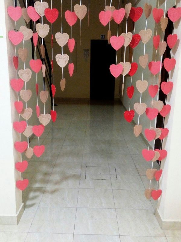 DIY-Valentines-Day-crafts-for-adults-Heart-Garland