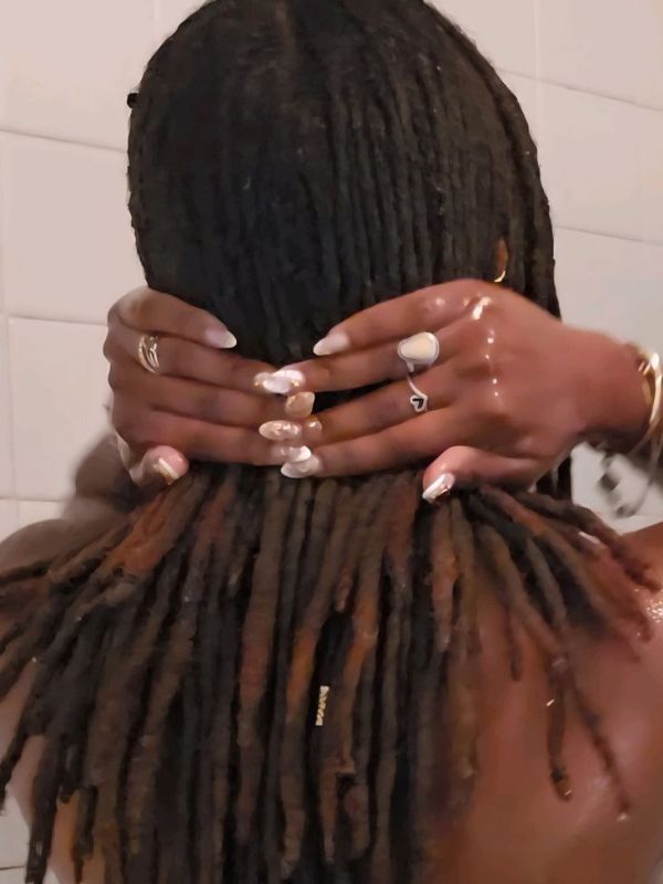 Dry-your-locs-properly.
