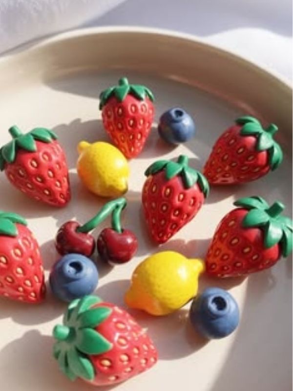 Fruits-made-with-clay