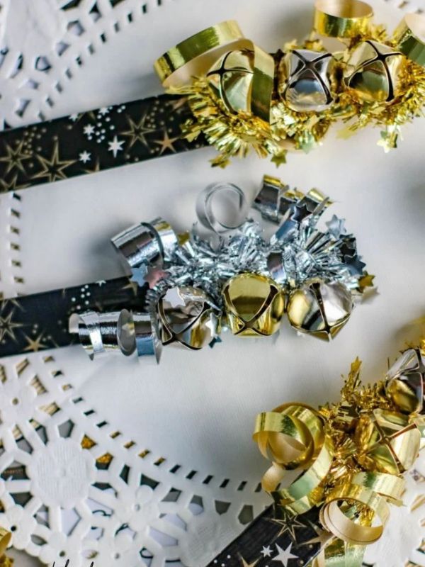 New-years-eve-crafts-showing-image-of-noise-maker